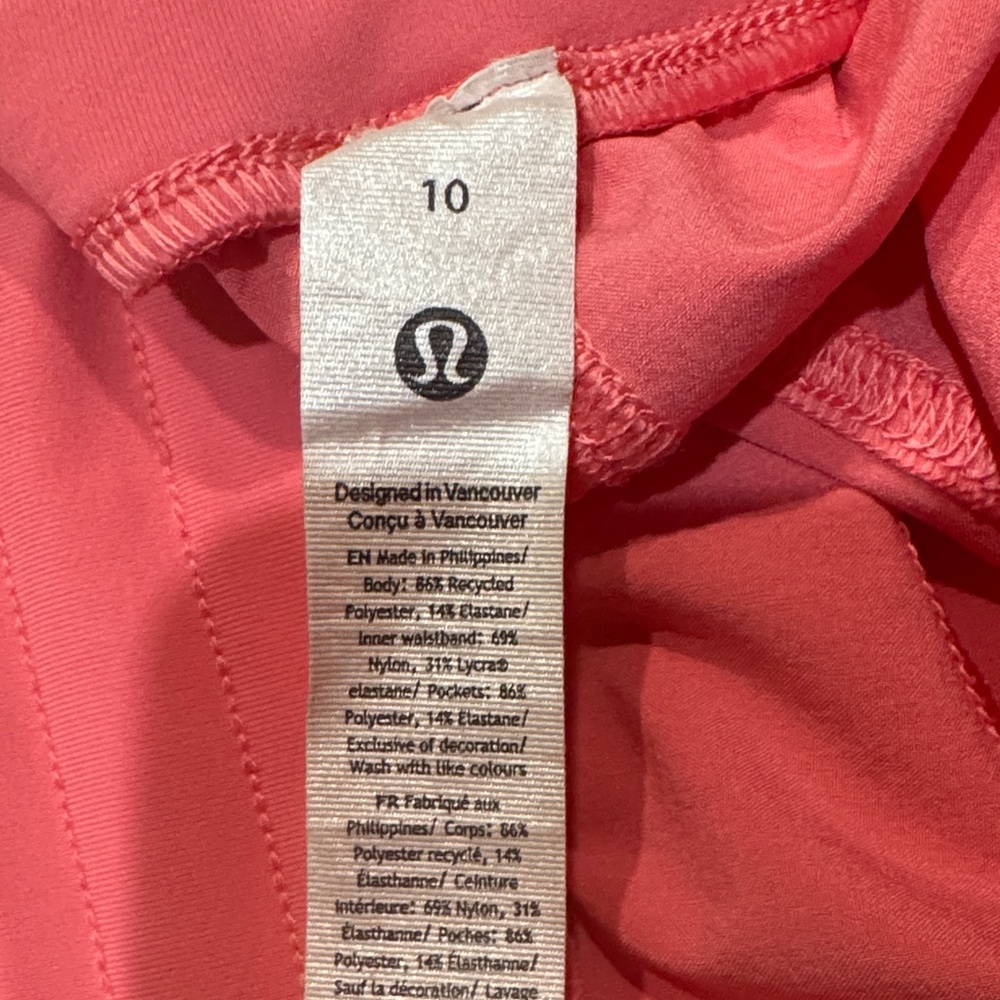 Lululemon - Picture 3 of 5